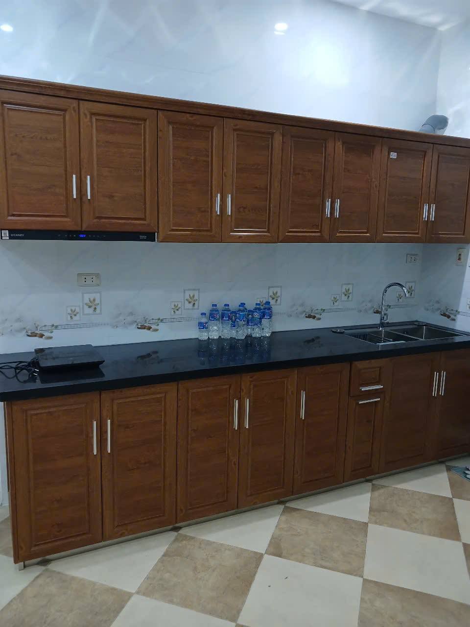 Cho thuê nhà riêng nguyên căn Phố Yên Hoà, 5 tầng x 39m2, 3 ngủ, KD onl, văn phòng, ở gđ - Ảnh chính